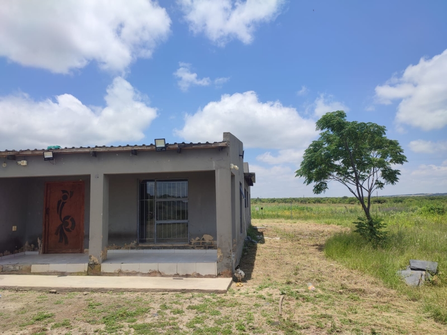 4 Bedroom Property for Sale in Swartruggens North West